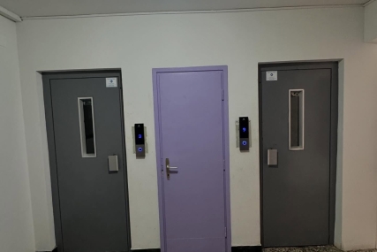 Modernizacija dva lifta 300 kg – Požeška 8, Split